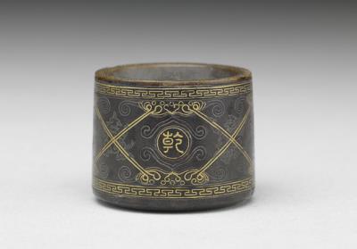 图片[2]-Rhinoceros horn archer’s ring with gold and silver filigree inlay, Qing dynasty, Qianlong reign (1736-1795)-China Archive